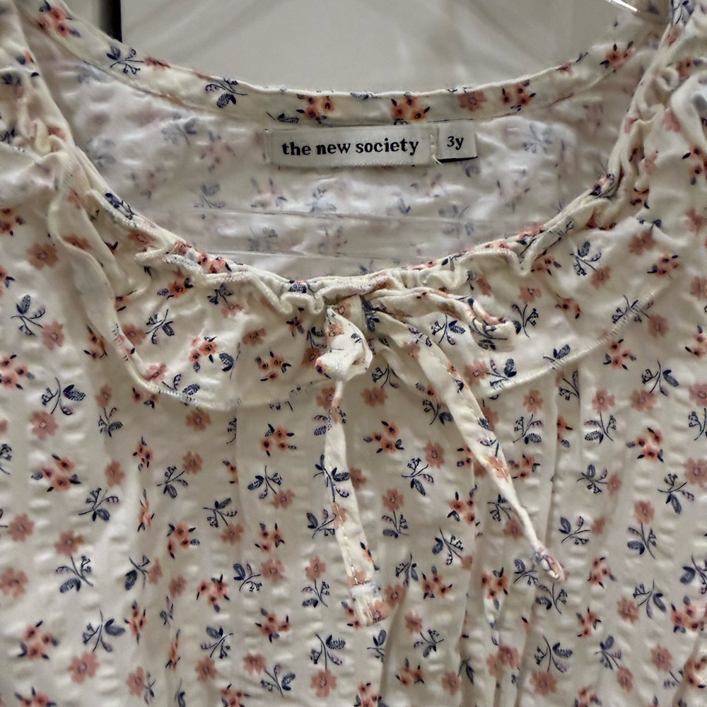 Floral Ruffle Dress - Picture 2 of 2